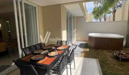 Casa em condomínio fechado com 4 quartos à venda na Avenida Alaôr Faria de Barros, 1346, Loteamento Alphaville Campinas, Campinas, 276 m2 por R$ 1.400.000
