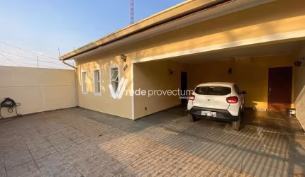 Casa com 3 quartos à venda na Rua Professor Nicolau Marchini, 226, Parque São Quirino, Campinas, 179 m2 por R$ 735.000