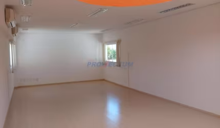Sala comercial para alugar na Rua Adelino Martins, 358, Mansões Santo Antônio, Campinas, 52 m2 por R$ 2.632