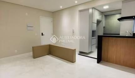 Apartamento com 2 dormitórios à venda, 55 m² por R$ 675.000,00 - Jardim do Mar - São Bernardo do Campo/SP