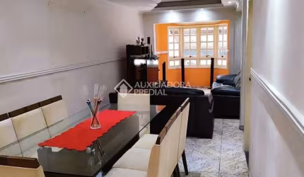 Sobrado com 3 dormitórios à venda, 125 m² por R$ 960.000,00 - Anchieta - São Bernardo do Campo/SP