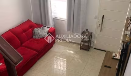 Sobrado com 2 dormitórios à venda, 73 m² por R$ 430.000,00 - Nova Petrópolis - São Bernardo do Campo/SP