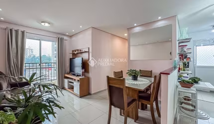 Apartamento em condomínio club à venda em São Bernardo - SP, Centro