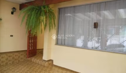 Sobrado com 3 dormitórios  190 m² por R$ 670.000 - Nova Petrópolis - São Bernardo do Campo/SP