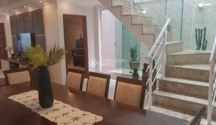 Casa com 3 dormitórios à venda, 200 m² por R$ 795.000,00 - Vila Bela Vista - Santo André/SP