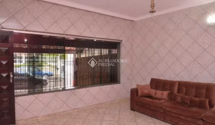 Casa com 3 dormitórios à venda, 216 m² por R$ 1.150.000 - Vila São Pedro - Santo André/SP