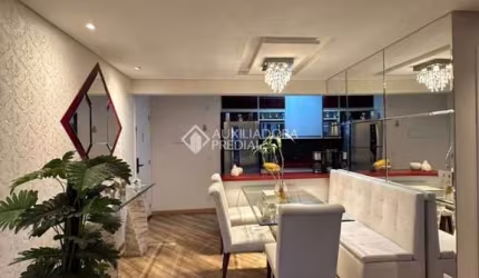 Apartamento com 2 dormitórios à venda, 66 m² por R$ 530.000 - Vila Metalúrgica - Santo André/SP