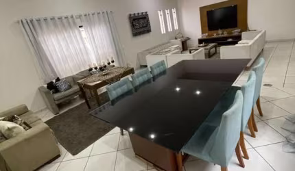 Melhor custo benefício Jd. das Américas 3 quartos com suíte, aceito imóveis como parte de pagamento
