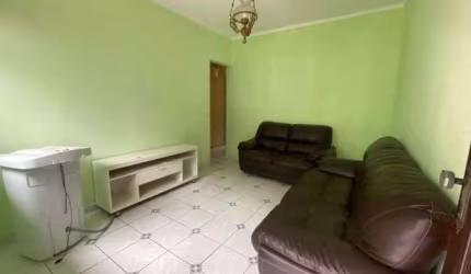 Casa térrea desocupada em  São Bernardo do Campo, no Assunção