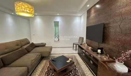 Sobrado com 3 dormitórios à venda, 262 m² por R$ 899.000 - Jardim Santo Ignácio - São Bernardo do Campo/SP