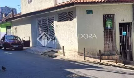 Sobrado com 6 moradias em São Bernardo do Campo, Jardim Cantareira / Dos Casa  à venda