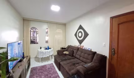 Casa Sobrado com 2 quartos, e 2 vagas de garagem em São Bernardo do Campo, no Jordanópolis à venda