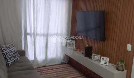 Apartamento com excelente, 2 dormitórios amplos, sala com sacada e espaço para 2 ambientes Planalto- Sbc