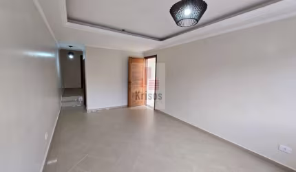 Linda Casa à Venda: Sobrado com 170m² na Cidade São Francisco!