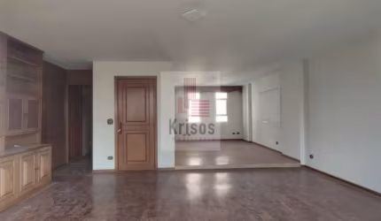ESPAÇO É O QUE NÃO FALTA NESTE IMÓVEL