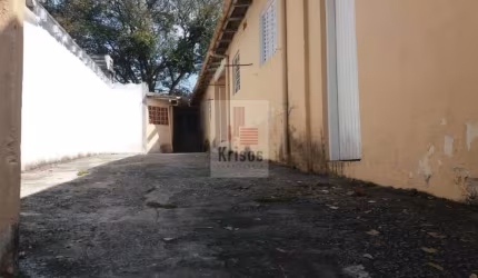 terreno com 4 casas térreas,ótimo p/renda.