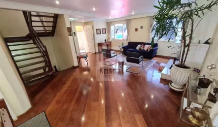 Sobrado em Condomínio à Venda na Vila São Francisco 473m² 4 dormitórios 2 suítes 4 vagas