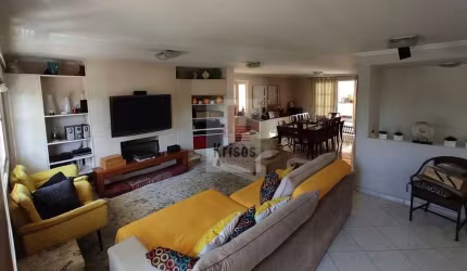 Sobrado de condominio a venda na Vila São Francisco