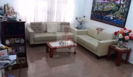 ótimo sobrado bem localizado em condomínio fechado