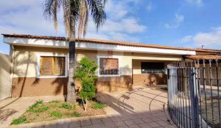 ÓTIMA CASA TÉRREA ASSOBRADADA,RUA SEM SAÍDA