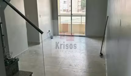 Linda cobertura, toda reformada , 3 dormitorios sendo 1 suite com armarios embutidos e mais!!