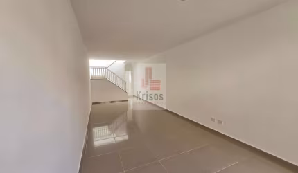 Sobrado Recém-Construído com Fino Acabamento: Seu Novo Lar Espera por Você!