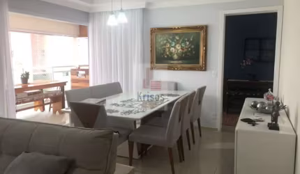 Apartamento de 167m² à Venda no Condomínio Lorian - 3 Suítes, 3 Vagas, Varanda Gourmet