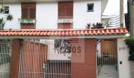 Sobrado próximo a futura estação Vila Sonia do Metrô.