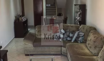 Seu Refúgio no Butantã: Lindo Sobrado em Residencial Fechado!