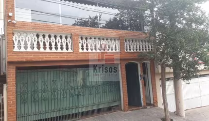 Espaçoso Sobrado com 5 Dormitórios no Jaguaré!