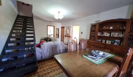 Casa à Venda com 3 Dormitórios - Excelente Localização no Jaguaré!
