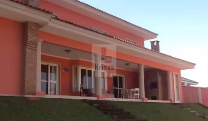 Casa à Venda em Condomínio Fechado - Granja Viana!