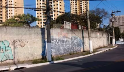 ecxelente area plana bem localizado