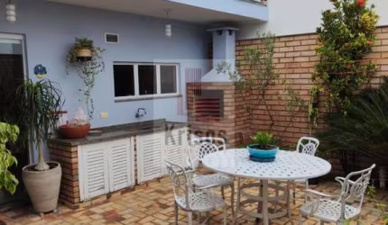 EXCEPCIONAL SOBRADO IMPECÁVEL CENTRO DO BONFIGLIOLI