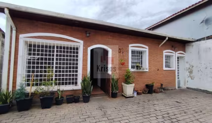 Casa com 5 dormitórios e 3 vagas no Butantã !!!