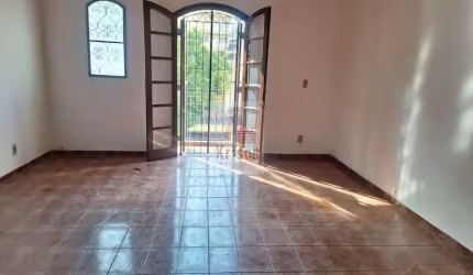 Seu novo lar espera por você na Vila Indiana!