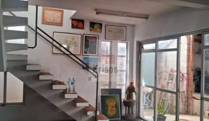 Sobrado em excelente localização
