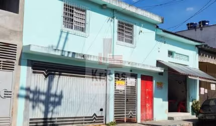 Sobrado em terreno de 250 m² , 7 dormitórios e 2 vagas + salão comercial no Rio Pequeno !!!
