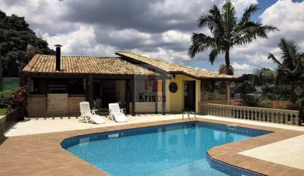Excelente Casa Contemporânea com Vista para o Parque Cemucam!