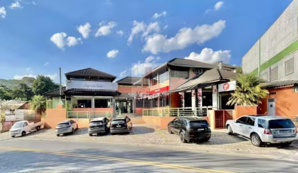 Oportunidade de Investimento: Galeria Mercato - Centro Comercial na Granja Viana!