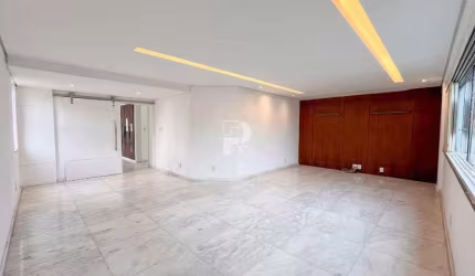 Apartamento à venda – 198m² – 4 quartos – 1 suíte – 2 vagas – Vila Paris.