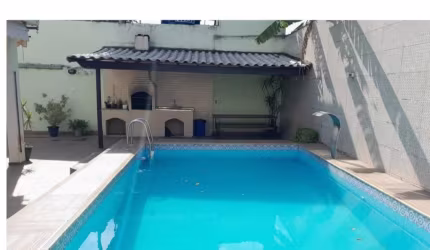 CASA SOBRADO DE 362M²  COM 6 QUARTOS EM SEPETIBA NA BRISA
