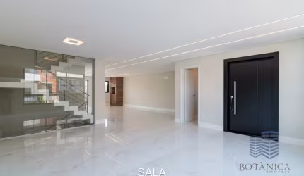 Casa Alto Padrão 4 Quartos Sendo 1 Suíte Master com hidro 2 Quartos Demi-Suíte e 1 Quarto Escritório