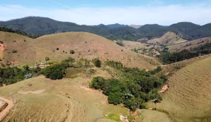 Sítio à venda de 74.000,00m² | Centro - São Francisco Xavier |