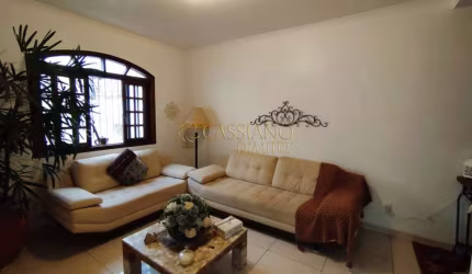 Sobrado à venda de 133m² | 03 dormitórios, sendo 01 suíte e 02 vagas de garagem | Jardim das Industrias - São José dos Campos |