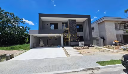 Casa à venda de 450m² | 04 dormiórios sendo suítes e 04 vagas de garagem | Condomínio Jardim do Golfe à Venda | Jardim do Golfe II | São José dos Campos