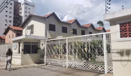 Casa à venda de 95m² | 03 dormitórios, sendo 01 suíte e 03 vagas de garagem | Condomínio Aquarius Ville II - Jardim Aquarius | São José dos Campos |