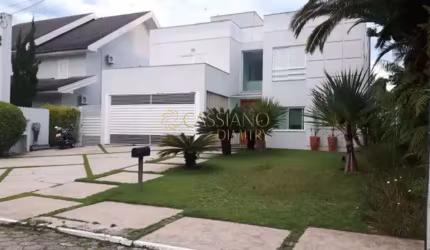 Casa para venda e locação de 330m² | 04 dormitórios, sendo 3 suítes e 04 vagas de garagem | Condomínio Esplanada do Sol - Esplanada do Sol | São José dos Campos |