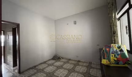 Casa à venda de 135,50m² | 03 dormitórios, 01 banheiro e 04 vagas de garagem | Monte Castelo - São José dos Campos |