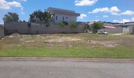 Terreno à venda de 765m² | Condomínio Residencial Colinas do Paratehy Norte |